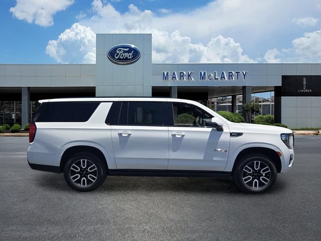 Used 2023 GMC Yukon XL AT4 AWD/4WD image 6