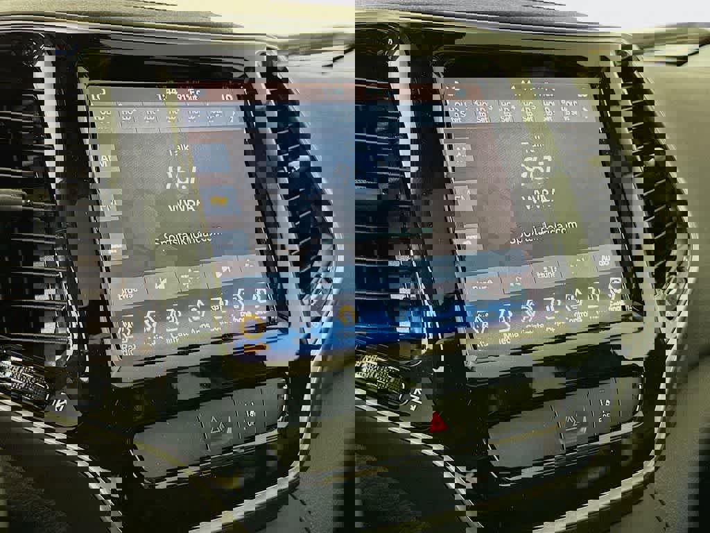 Used 2022 Jeep Cherokee Limited image 20