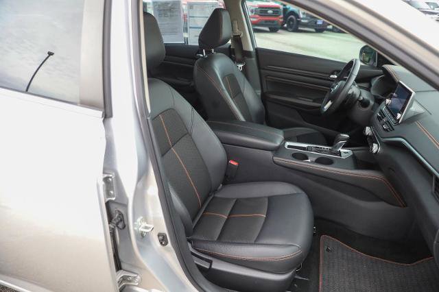 Used 2020 Nissan Altima 2.5 SR w/ Premium Package FWD image 30