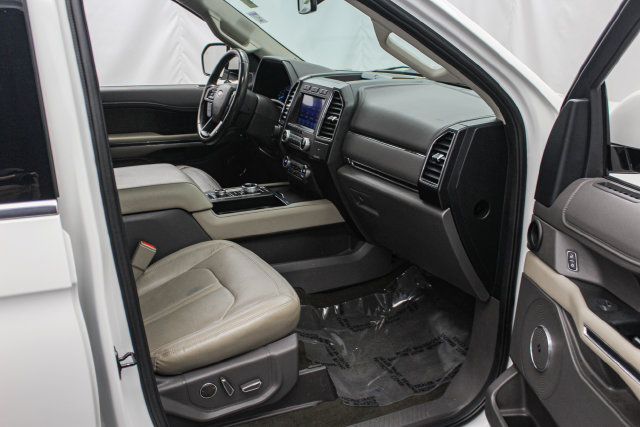 Certified 2020 Ford Expedition Limited w/ Special Edition Package AWD/4WD image 23