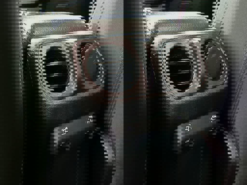 Used 2020 Jeep Wrangler Unlimited Sport S image 16