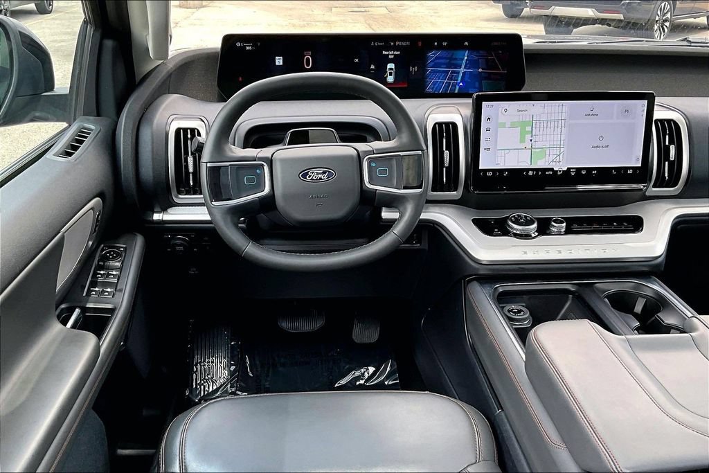Certified 2025 Ford Expedition Max Active AWD/4WD image 5