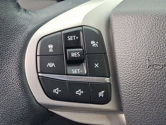 Certified 2022 Ford Explorer XLT w/ Equipment Group 202A AWD/4WD image 23