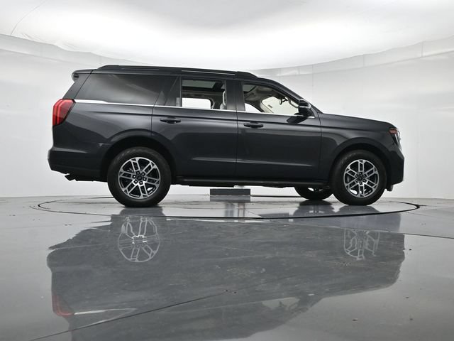 Certified 2025 Ford Expedition Active AWD/4WD image 36