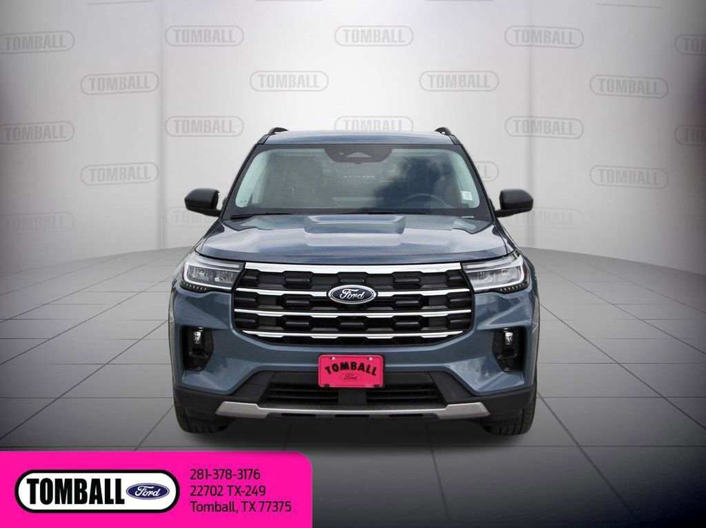 Certified 2025 Ford Explorer Active w/ Active Comfort Package image 8