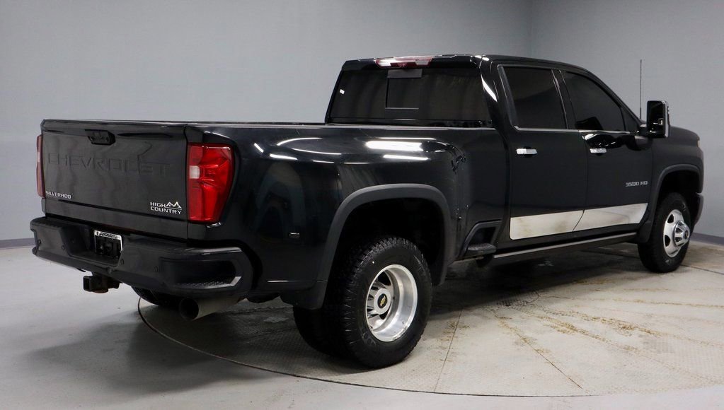 Used 2021 Chevrolet Silverado 3500 High Country image 5