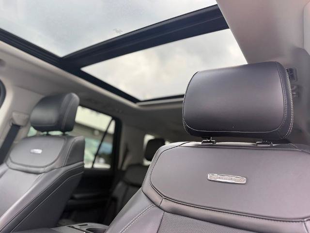 Certified 2025 Ford Expedition Platinum AWD/4WD image 16