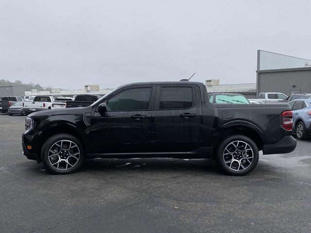 Certified 2025 Ford Maverick Lariat w/ 4K Tow Package image 2