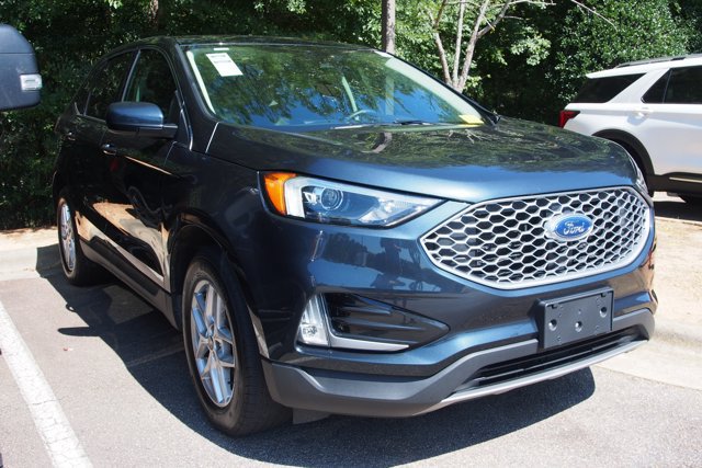 Certified 2024 Ford Edge SEL w/ Convenience Package AWD/4WD image 2