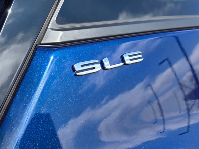 Used 2023 GMC Terrain SLE w/ Driver Convenience Package AWD/4WD image 10