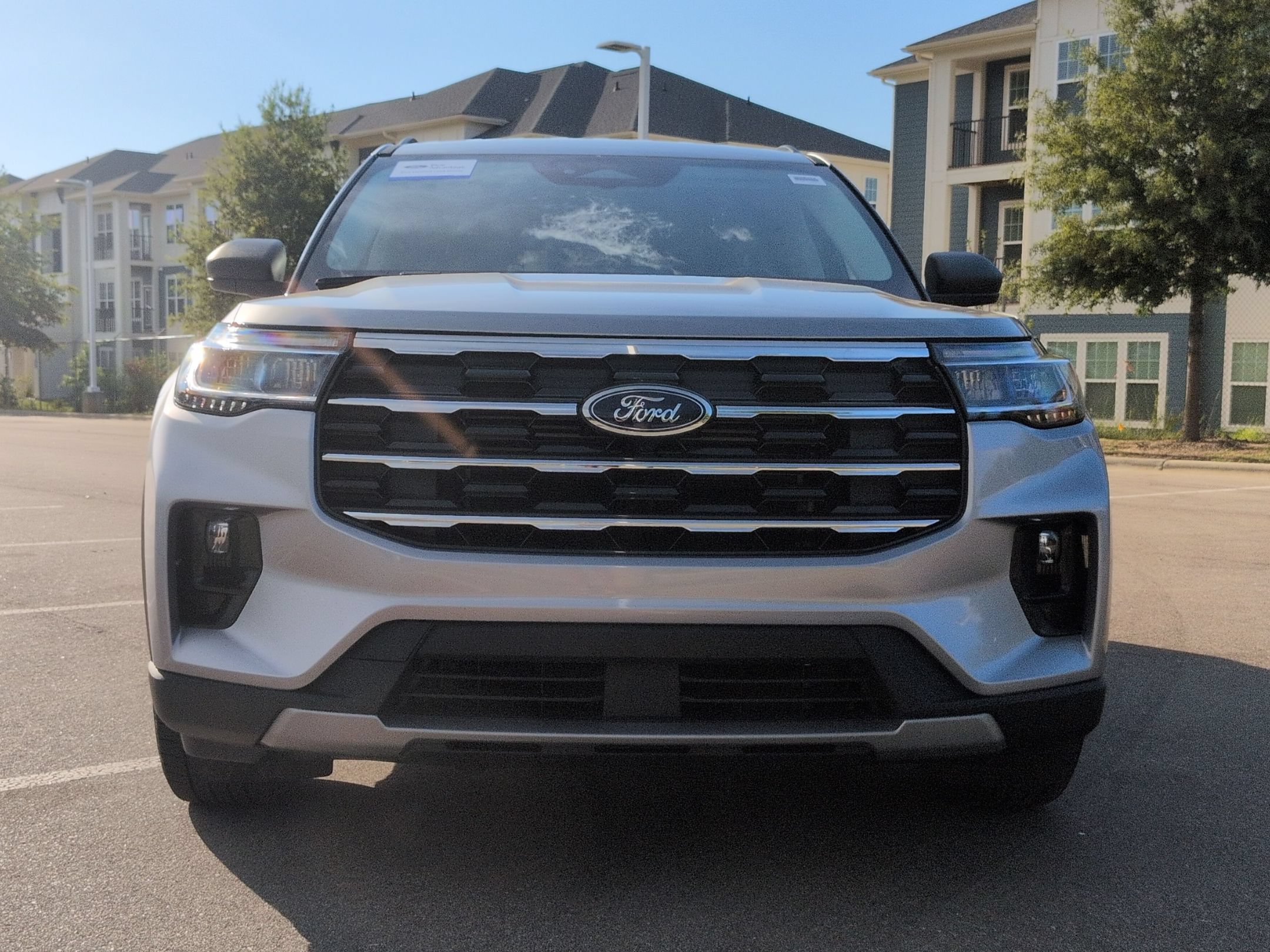 Certified 2025 Ford Explorer Active w/ Active Comfort Package RWD image 9