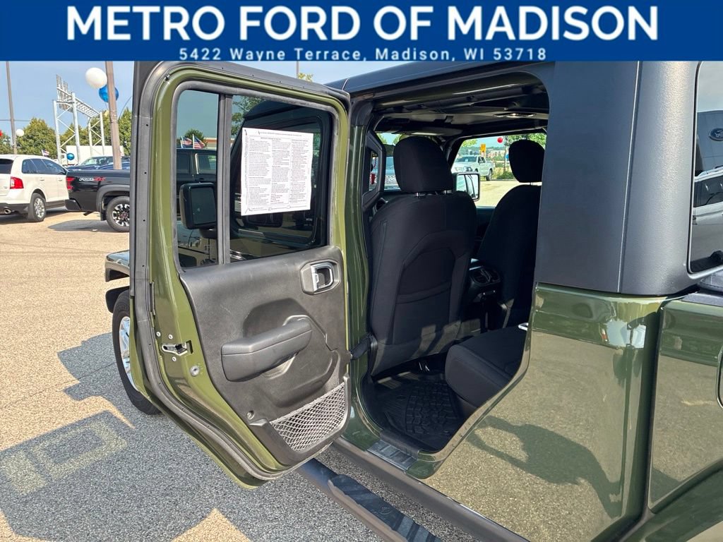 Used 2023 Jeep Gladiator Sport AWD/4WD image 43