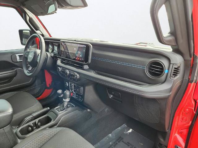 Used 2024 Jeep Wrangler Unlimited Rubicon 4xe AWD/4WD image 20
