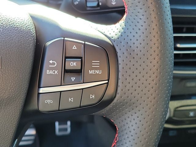 Certified 2023 Ford Escape ST-Line w/ Tech Pack #1 AWD/4WD image 12
