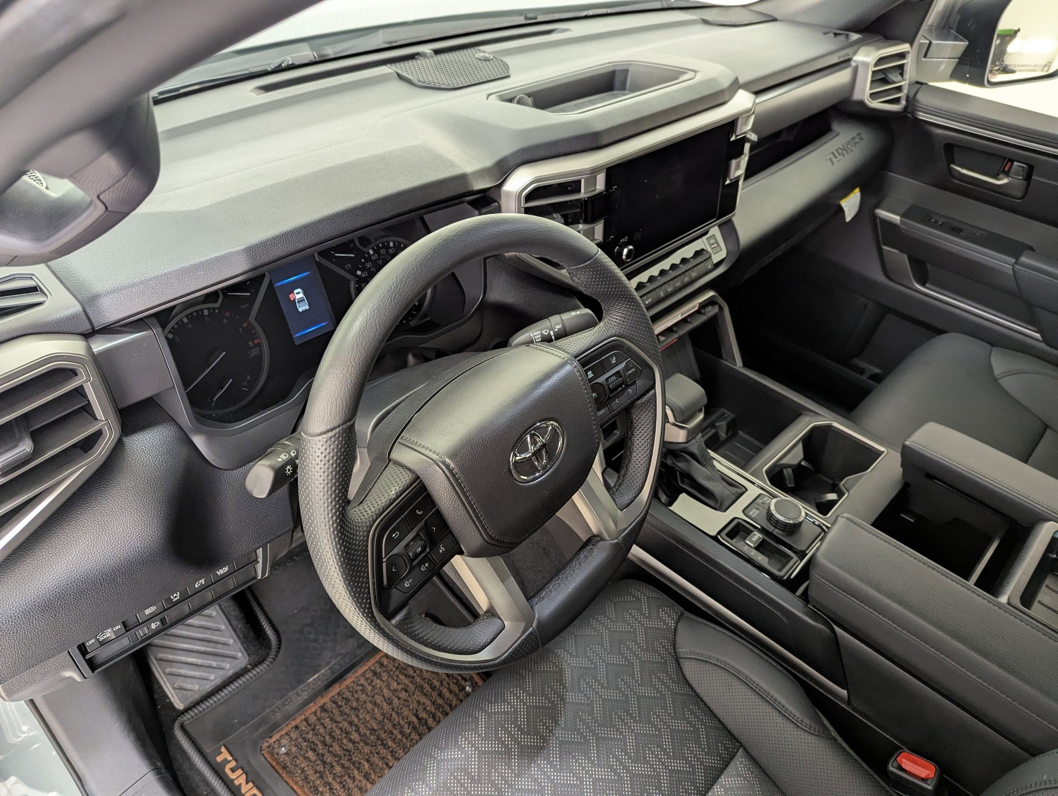 Used 2025 Toyota Tundra SR5 image 4