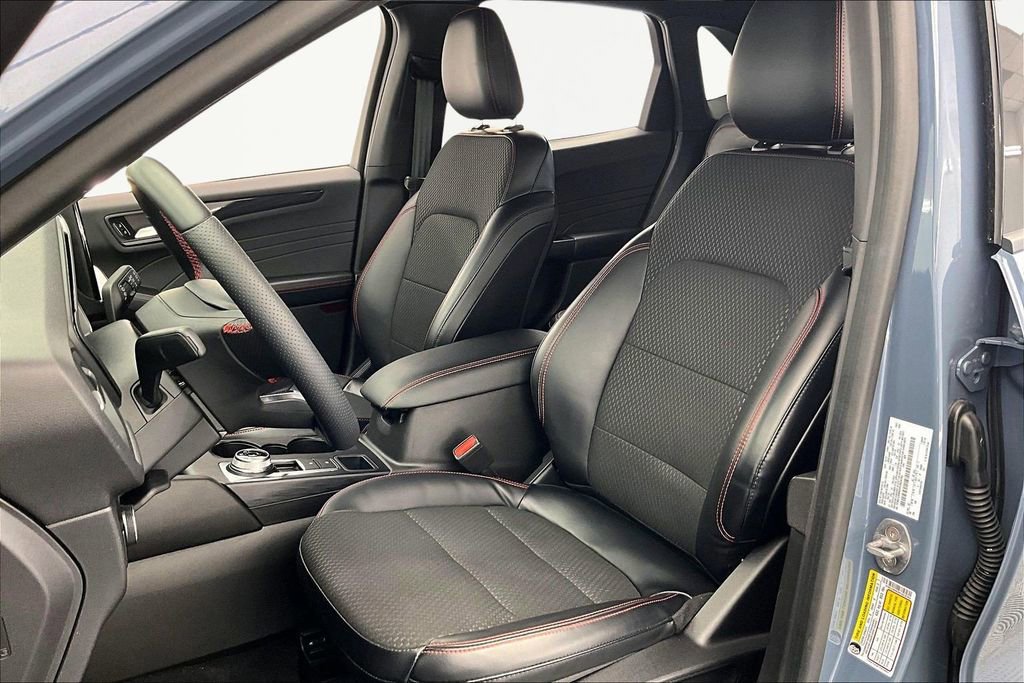 Certified 2023 Ford Escape ST-Line w/ Tech Pack #1 image 25