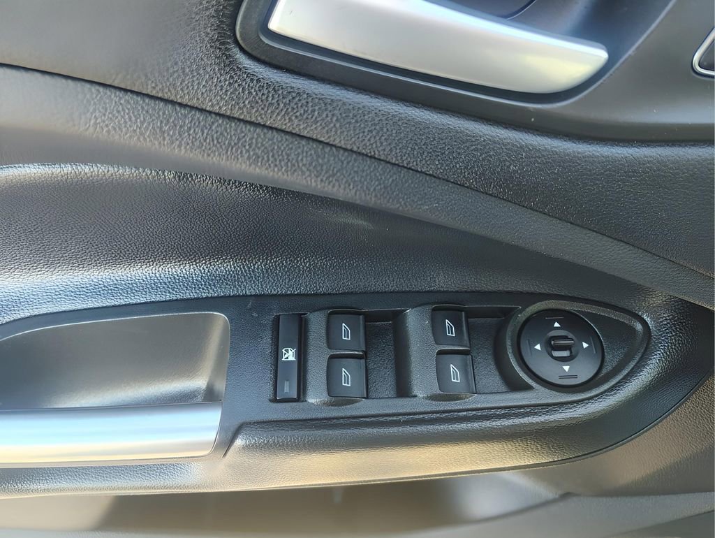 Certified 2018 Ford Escape SE image 12