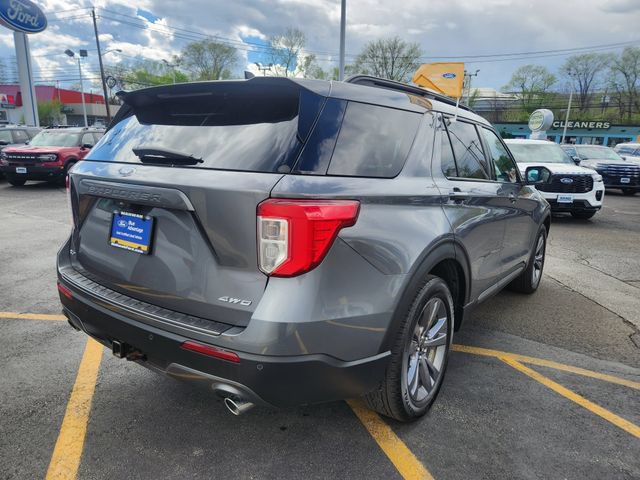 Certified 2023 Ford Explorer XLT w/ Equipment Group 202A AWD/4WD image 8