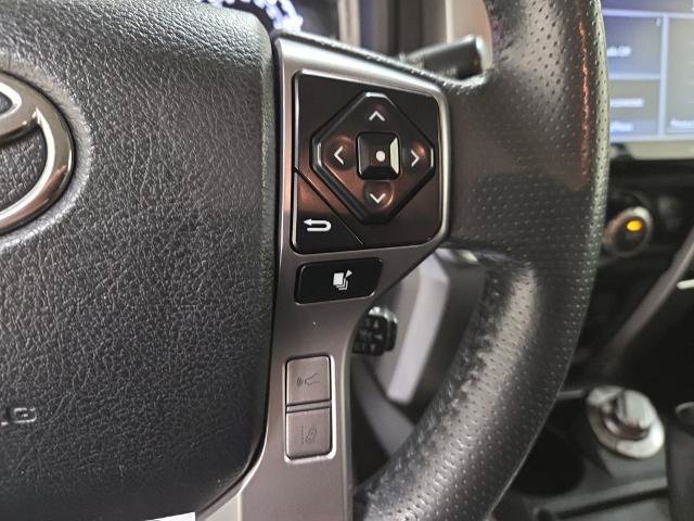 Used 2021 Toyota 4Runner SR5 AWD/4WD image 18