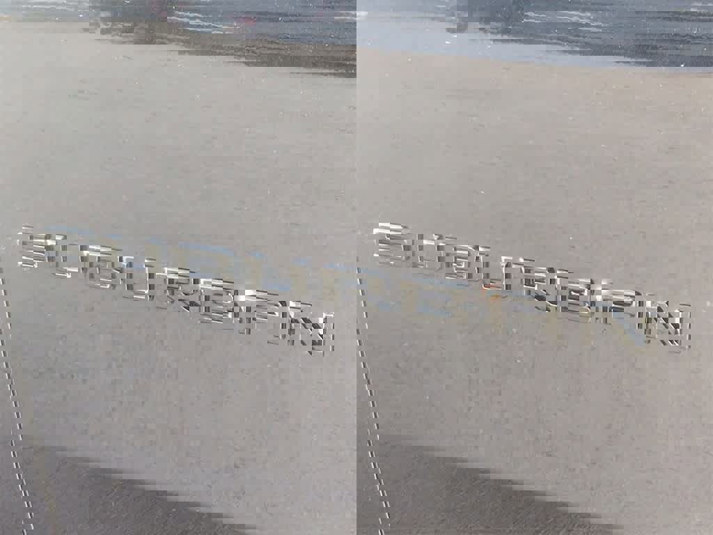 Used 2022 Chevrolet Suburban RST image 13