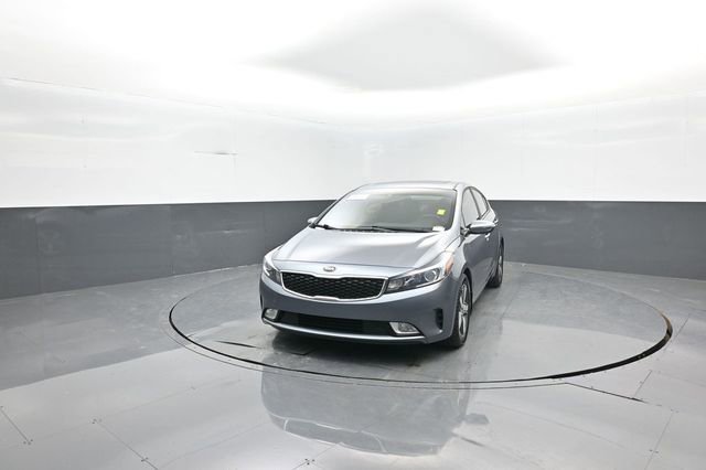 Used 2018 Kia Forte S w/ S Technology Plus Package image 3