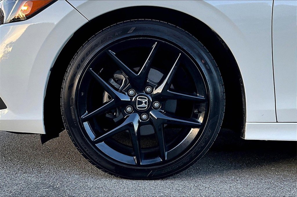 Used 2024 Honda Civic Sport image 9