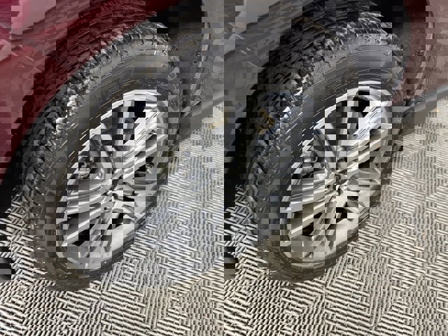 Certified 2023 Ford Edge Titanium image 8