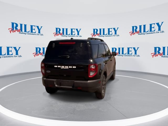 Certified 2023 Ford Bronco Sport Outer Banks w/ Tech Package AWD/4WD image 9