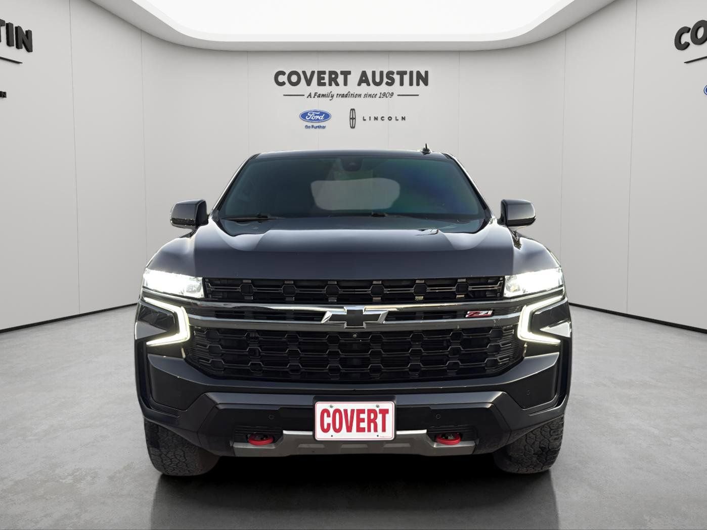 Used 2022 Chevrolet Tahoe Z71 w/ Z71 Off-Road Package image 8