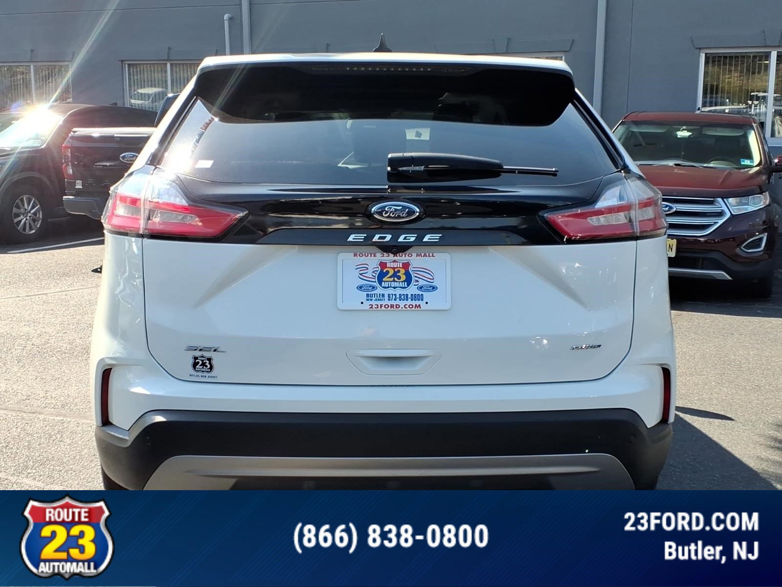 Certified 2022 Ford Edge SEL w/ Convenience Package AWD/4WD image 4