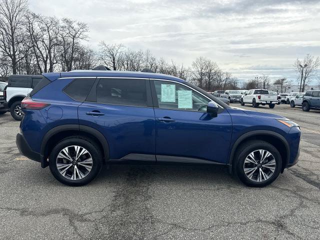 Used 2022 Nissan Rogue SV w/ SV Premium Package AWD/4WD image 4