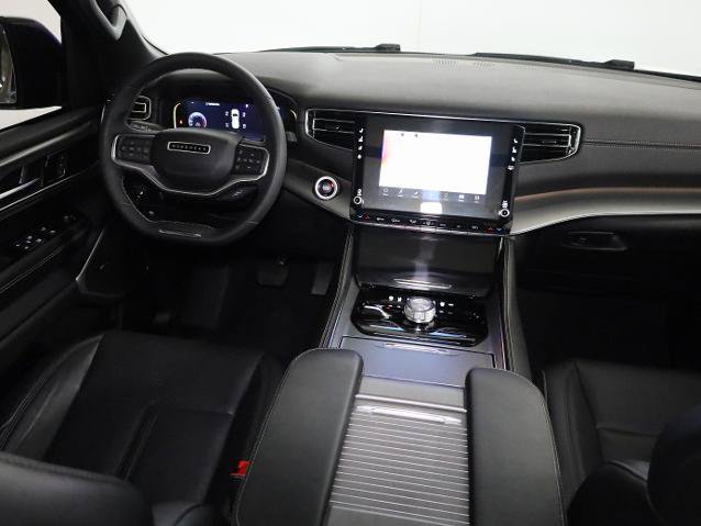 Used 2023 Jeep Wagoneer Series II AWD/4WD image 15