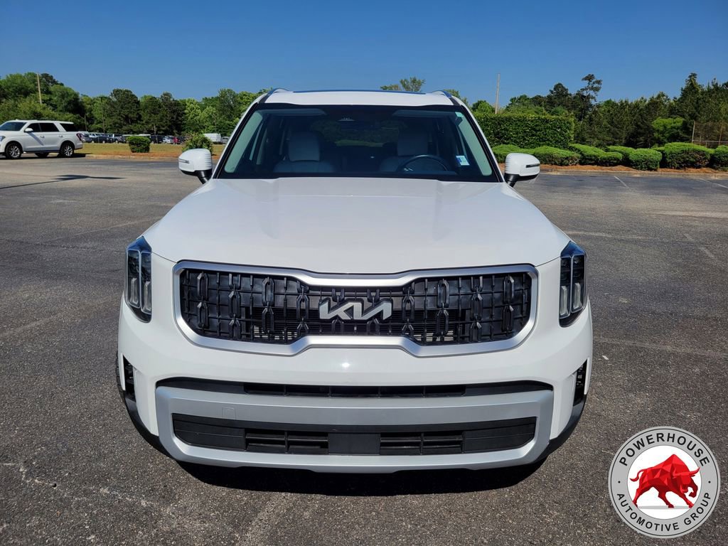 Used 2024 Kia Telluride EX w/ EX Captain's Chair Package FWD image 10
