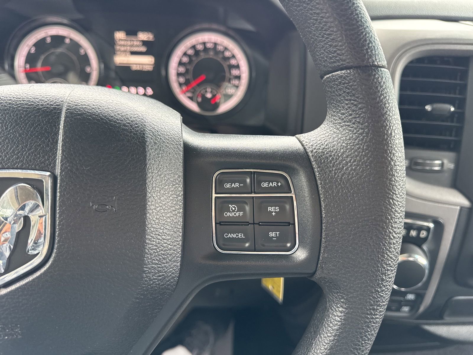Used 2019 RAM 1500 Express w/ Express Value Package AWD/4WD image 28