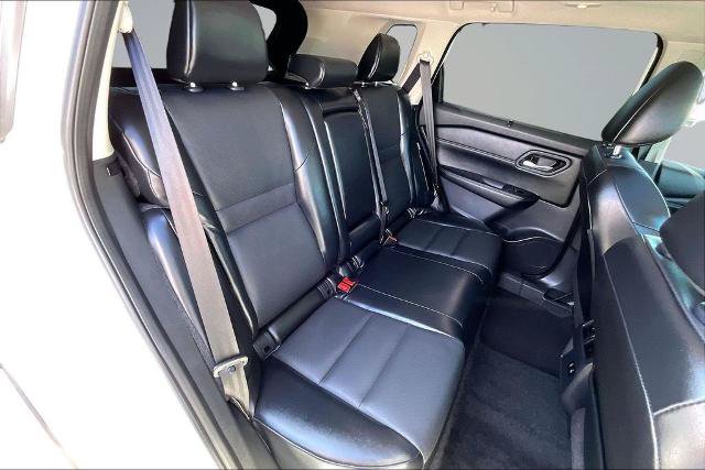 Used 2024 Nissan Rogue SV w/ SV Premium Package FWD image 27