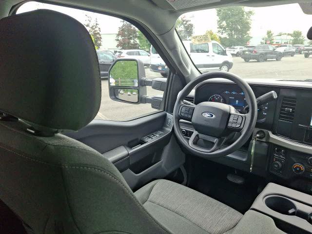 Certified 2025 Ford F250 XLT AWD/4WD image 15