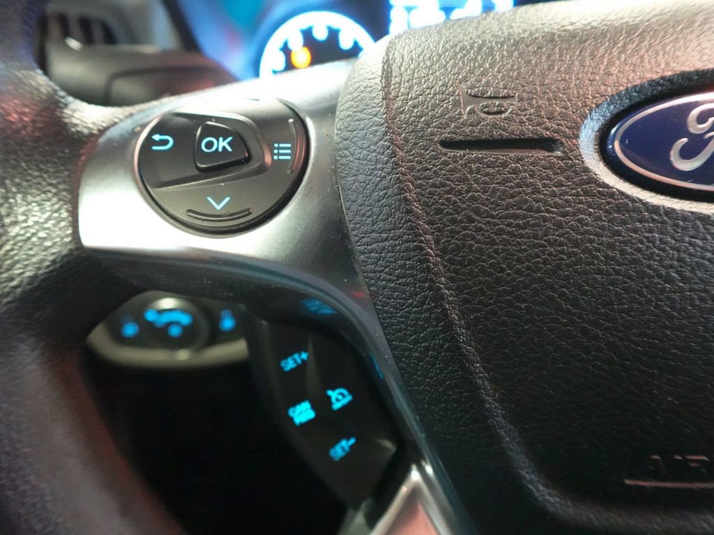 Certified 2022 Ford Transit Connect XL FWD image 8