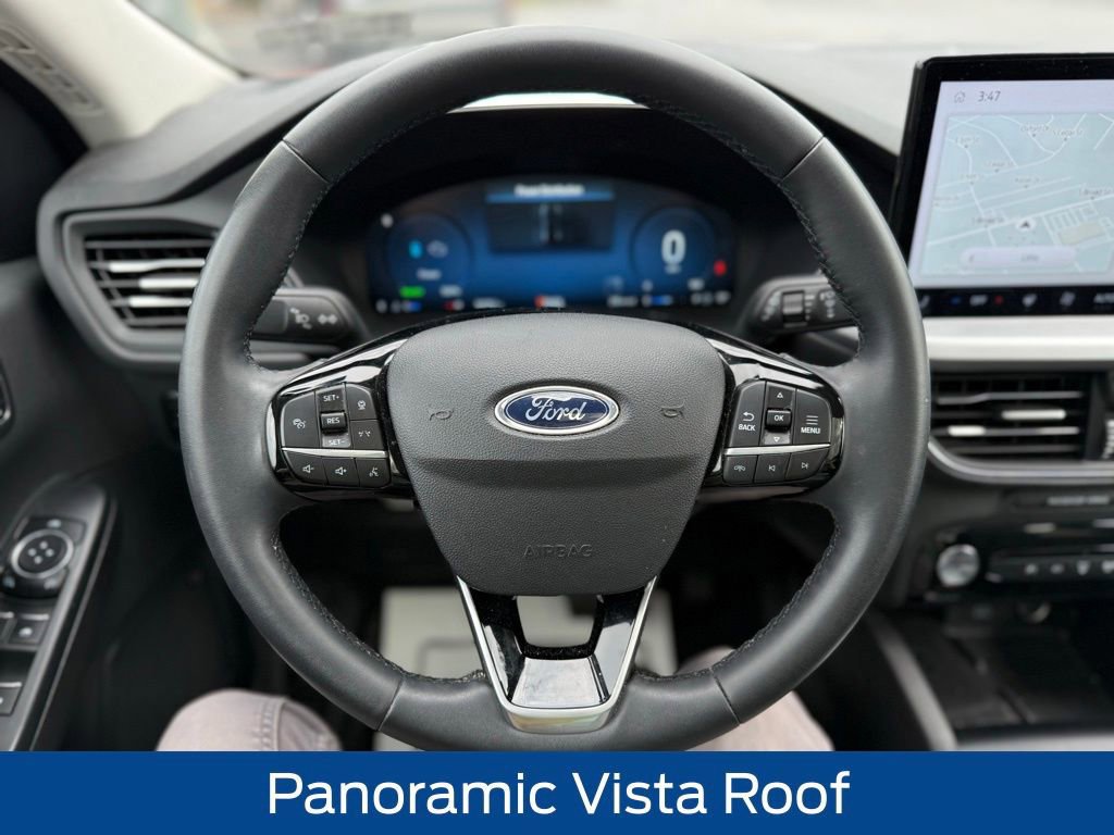 Certified 2023 Ford Escape Platinum w/ Premium Technology Package image 8