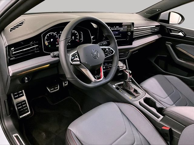 Used 2025 Volkswagen Jetta GLI Autobahn FWD image 12