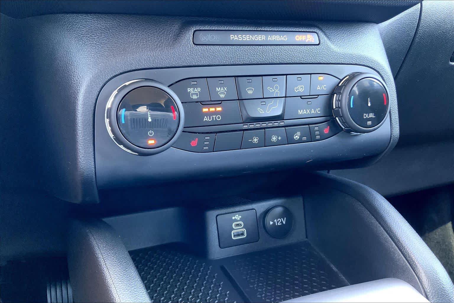 Certified 2023 Ford Bronco Sport Outer Banks AWD/4WD image 34