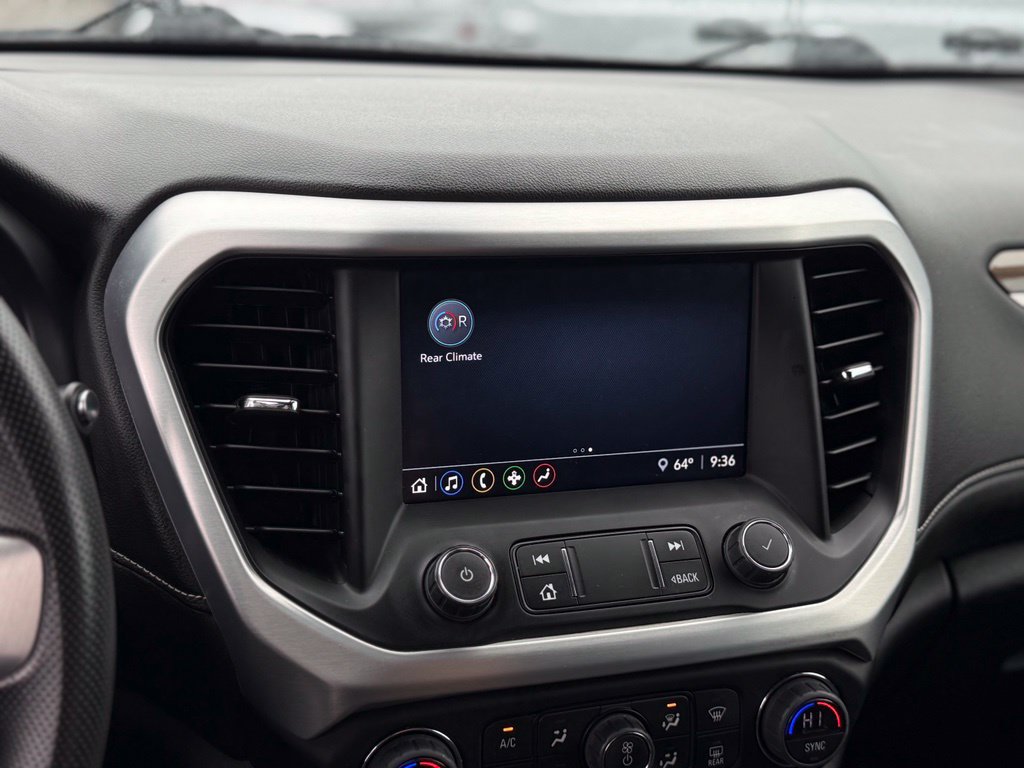 Used 2022 GMC Acadia SLE w/ Driver Convenience Package FWD image 21