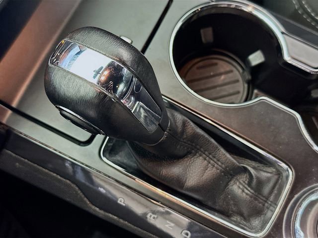 Certified 2019 Ford Explorer XLT w/ Equipment Group 201A image 18