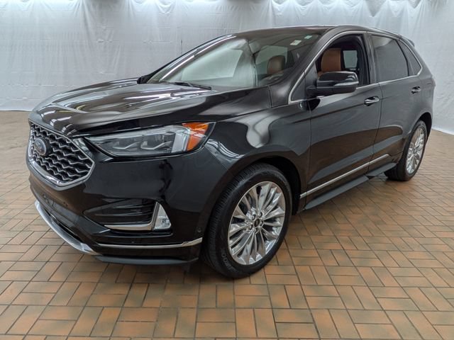 Certified 2024 Ford Edge Titanium w/ Titanium Elite Package AWD/4WD image 3