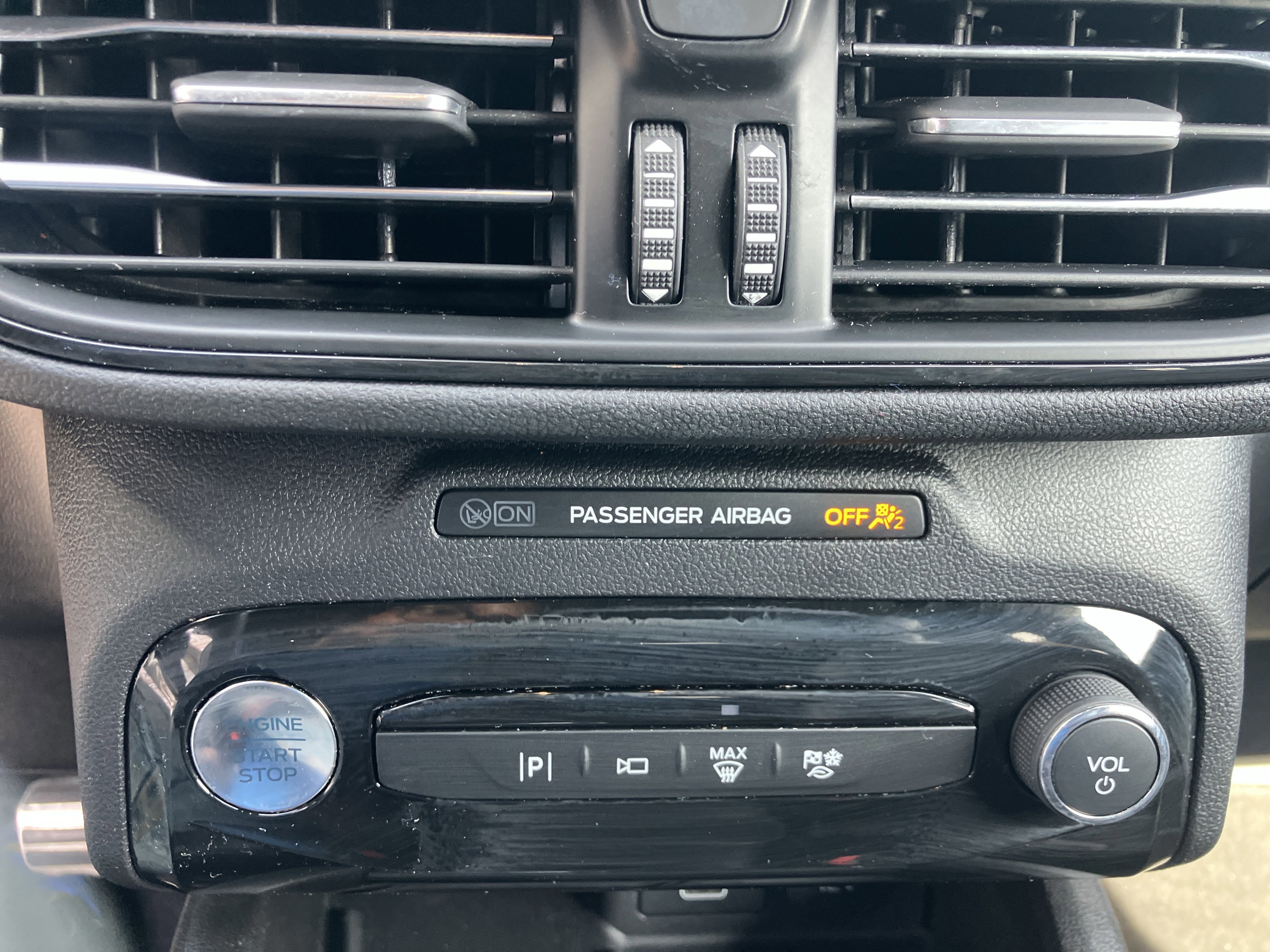 Certified 2024 Ford Escape ST-Line Elite AWD/4WD image 29