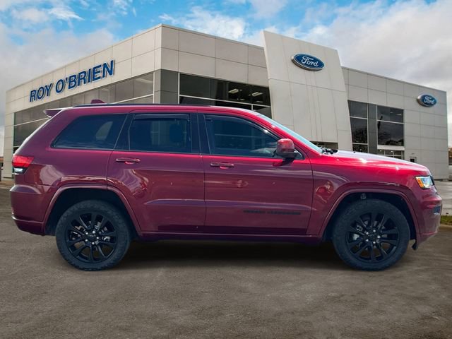Used 2020 Jeep Grand Cherokee Altitude AWD/4WD image 6