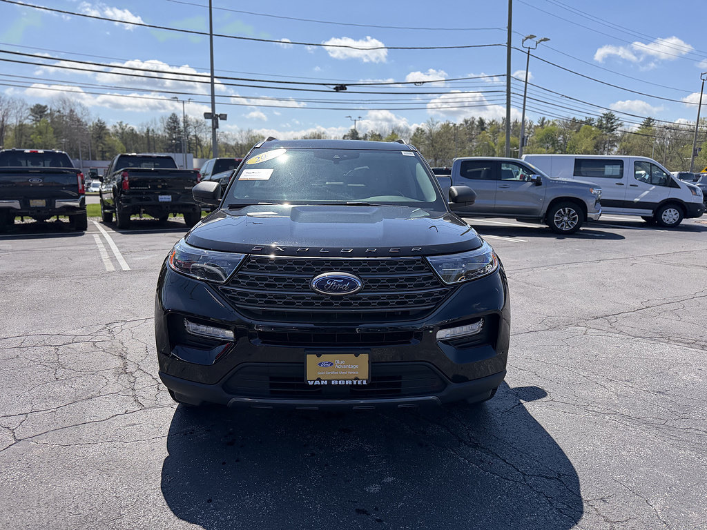 Certified 2021 Ford Explorer XLT w/ Equipment Group 202A AWD/4WD image 11