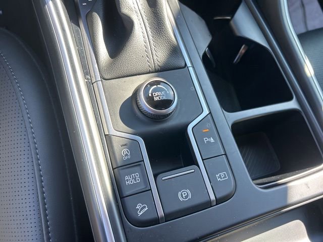 Used 2025 Kia Sorento S FWD image 26