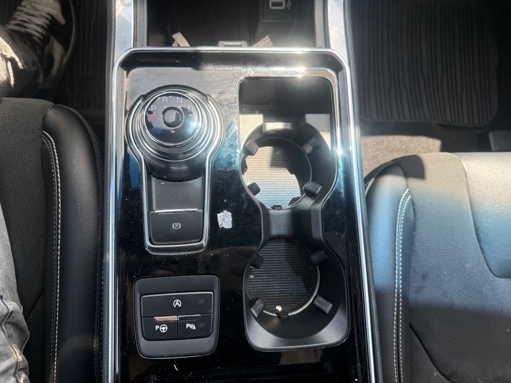 Certified 2020 Ford Edge ST w/ Equipment Group 401A AWD/4WD image 34