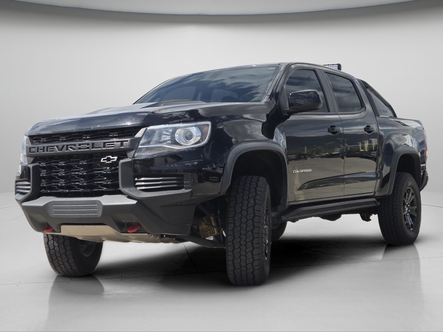 Used 2022 Chevrolet Colorado ZR2 w/ ZR2 Midnight Special Edition AWD/4WD image 18