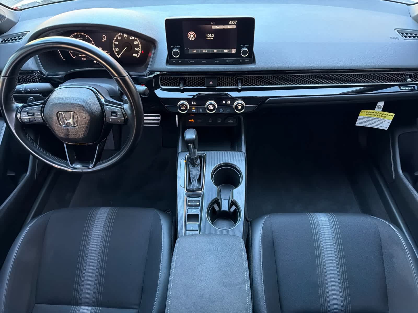 Used 2025 Honda Civic Sport image 3